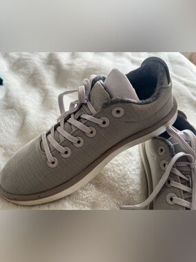 Allbirds women’s Wool Pipers Light Gray (stone) Sneakers